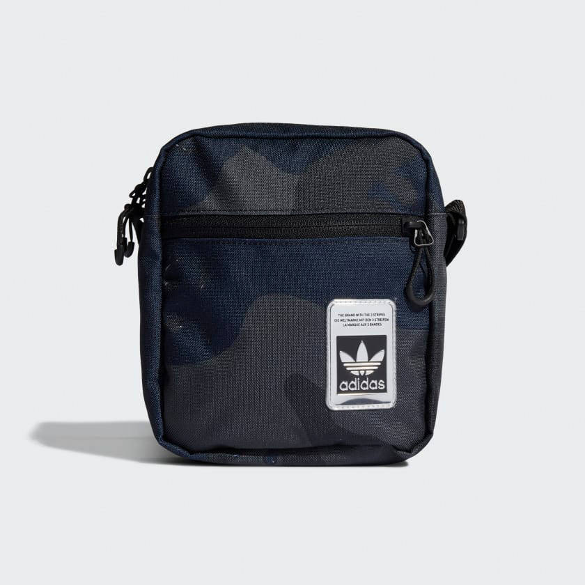 Adidas Originals Camo Festival Bag H34628 оригинал Сумка на через плечо барсетка оригинал, Синий
Adidas Originals Camo Festival Bag H34628 оригинал Сумка на через плечо барсетка оригинал, Синий