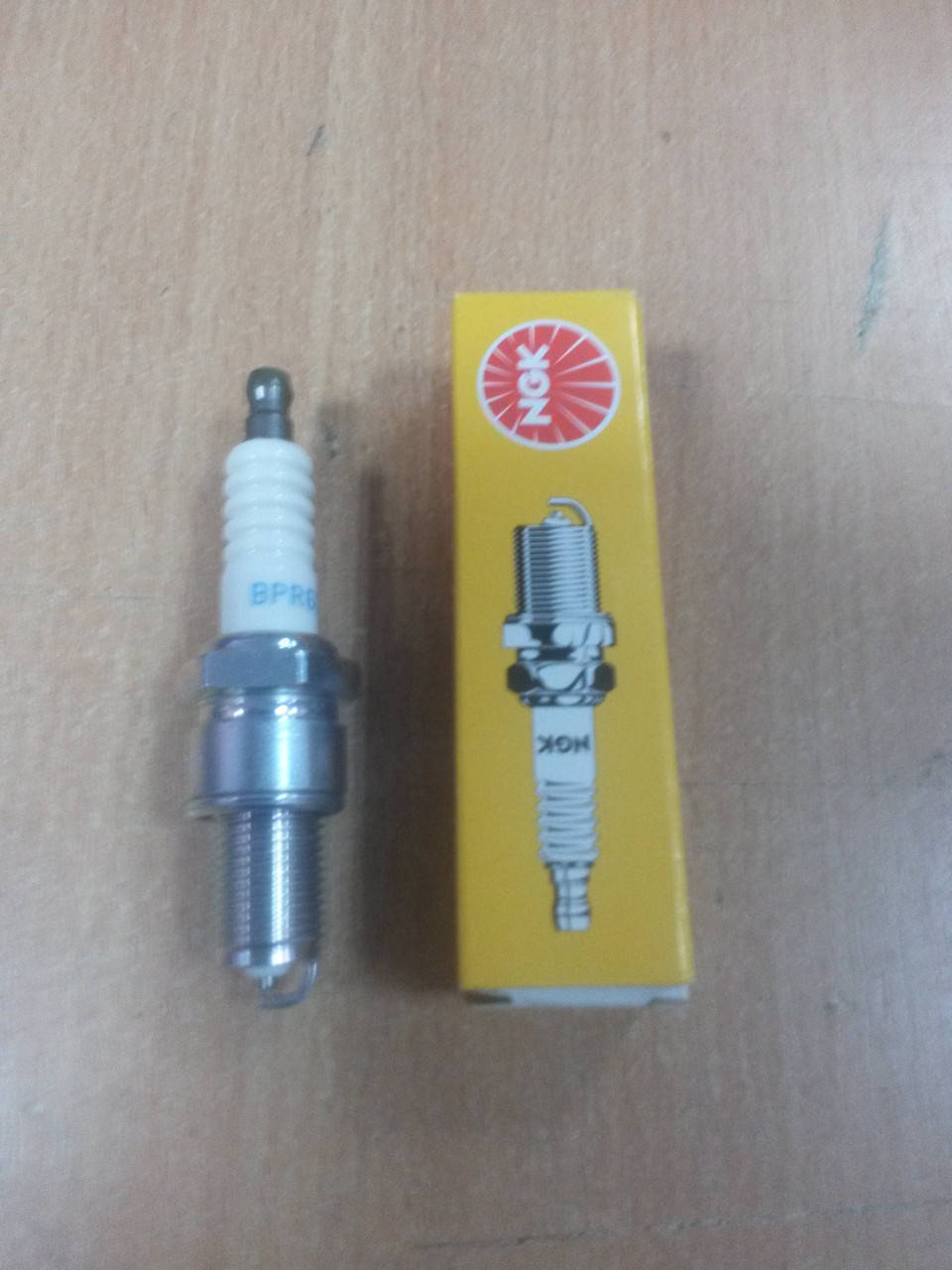 Свечи зажигания BPR6ES на DAEWOO, CHEVROLET, LADA, FIAT, HYUNDAI, NISSAN, RENAULT, OPEL, "NGK" BPR6ES
Свечи зажигания BPR6ES на DAEWOO, CHEVROLET, LADA, FIAT, HYUNDAI, NISSAN, RENAULT, OPEL, "NGK" BPR6ES