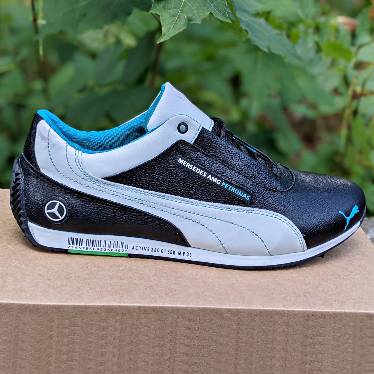 Мужские кожаные кроссовки Puma Mersedes (натуральная кожа) кроссы, мужская обувь. Размер: 40 41 42 43 44 45, Черно-белый
Мужские кожаные кроссовки Puma Mersedes (натуральная кожа) кроссы, мужская обувь. Размер: 40 41 42 43 44 45, Черно-белый
