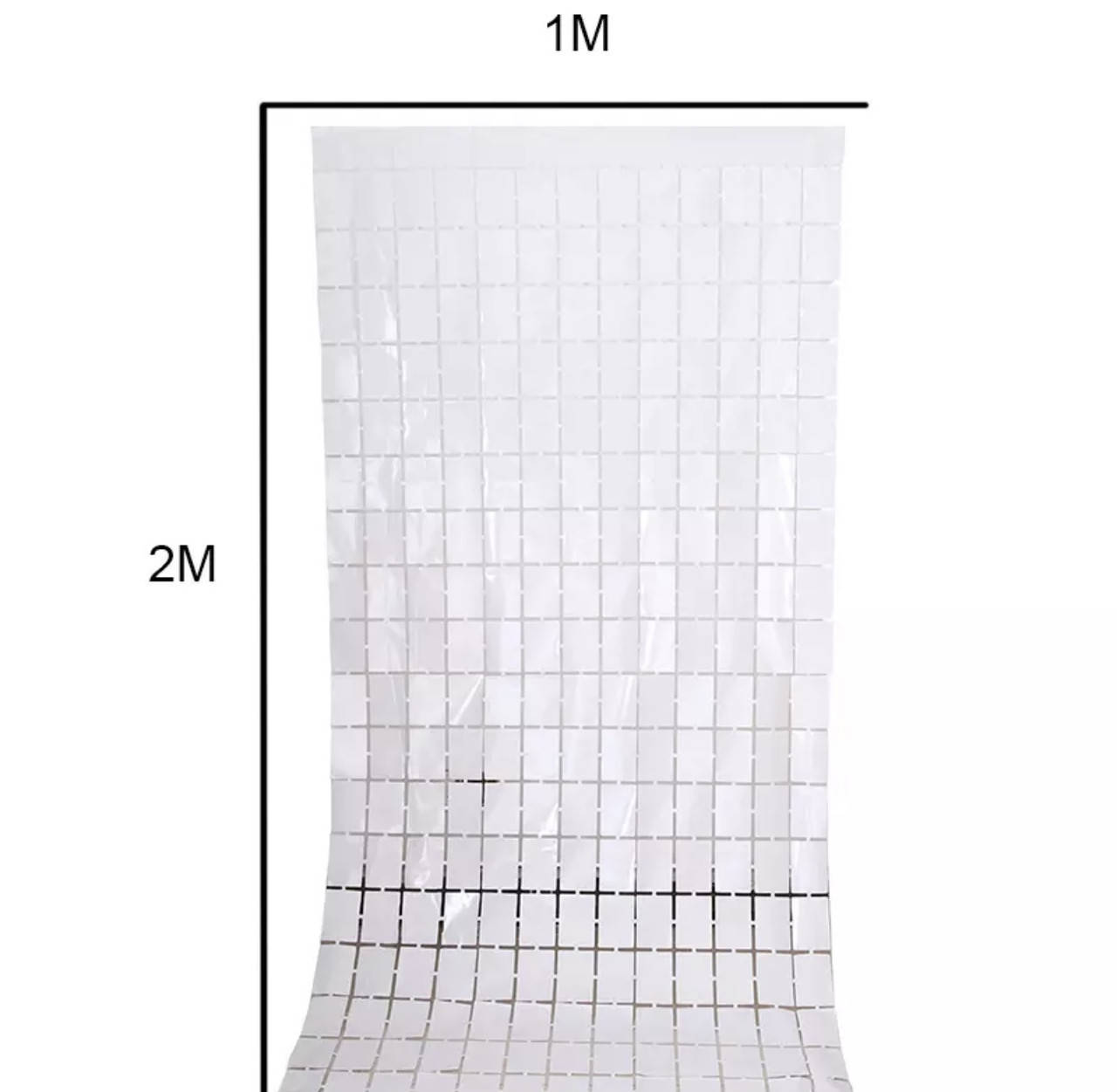 Шторка из дождика в квадрат, белая, штора для фотозон, размер 100*200 см 
Шторка из дождика в квадрат, белая, штора для фотозон, размер 100*200 см