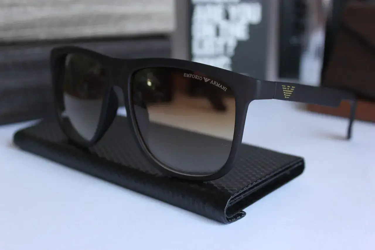 Новые Мужские Черные Очки Emporio Armani Качественные Очки Армани Мужские Солнцезащитные, Черный
Новые Мужские Черные Очки Emporio Armani Качественные Очки Армани Мужские Солнцезащитные, Черный