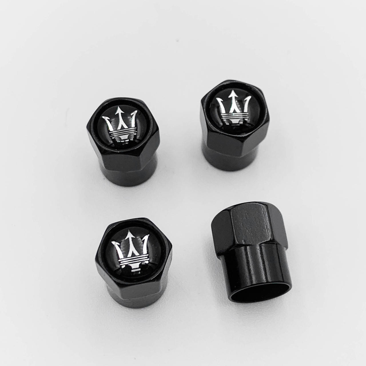 Защитные колпачки на ниппеля Maserati (Мазерати) 4 шт Черные
Защитные колпачки на ниппеля Maserati (Мазерати) 4 шт Черные