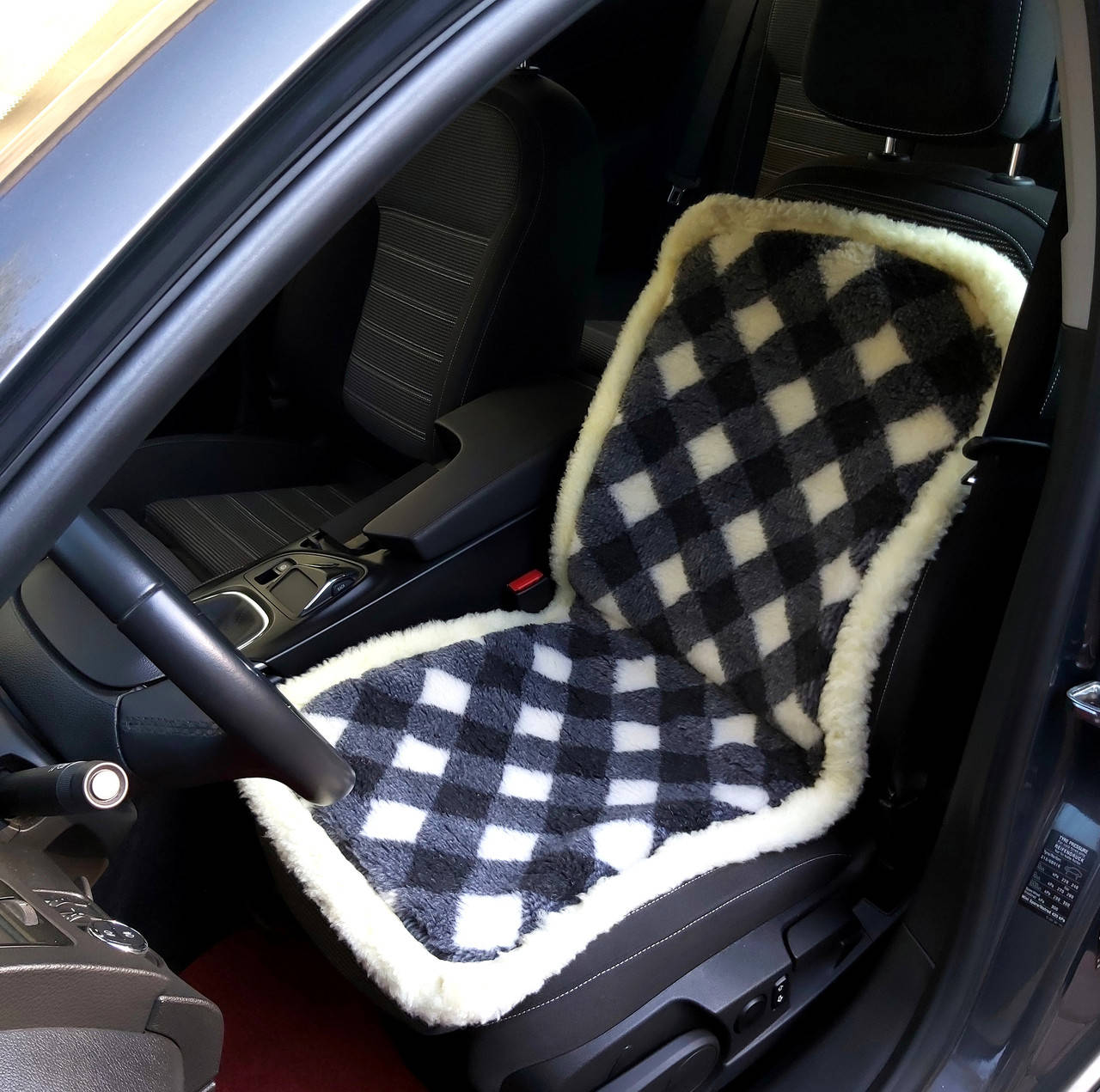 Накидка чехол на сидения автомобиля из овчины Sheepskin (Эко-шерсть) Универсальный защитный авточехол с
Накидка чехол на сидения автомобиля из овчины Sheepskin (Эко-шерсть) Универсальный защитный авточехол с