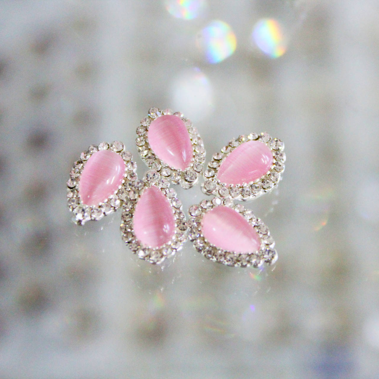 Декоративный элемент.Размер 8х12мм.Lt.Rose.Цена за 1шт 
Декоративный элемент.Размер 8х12мм.Lt.Rose.Цена за 1шт