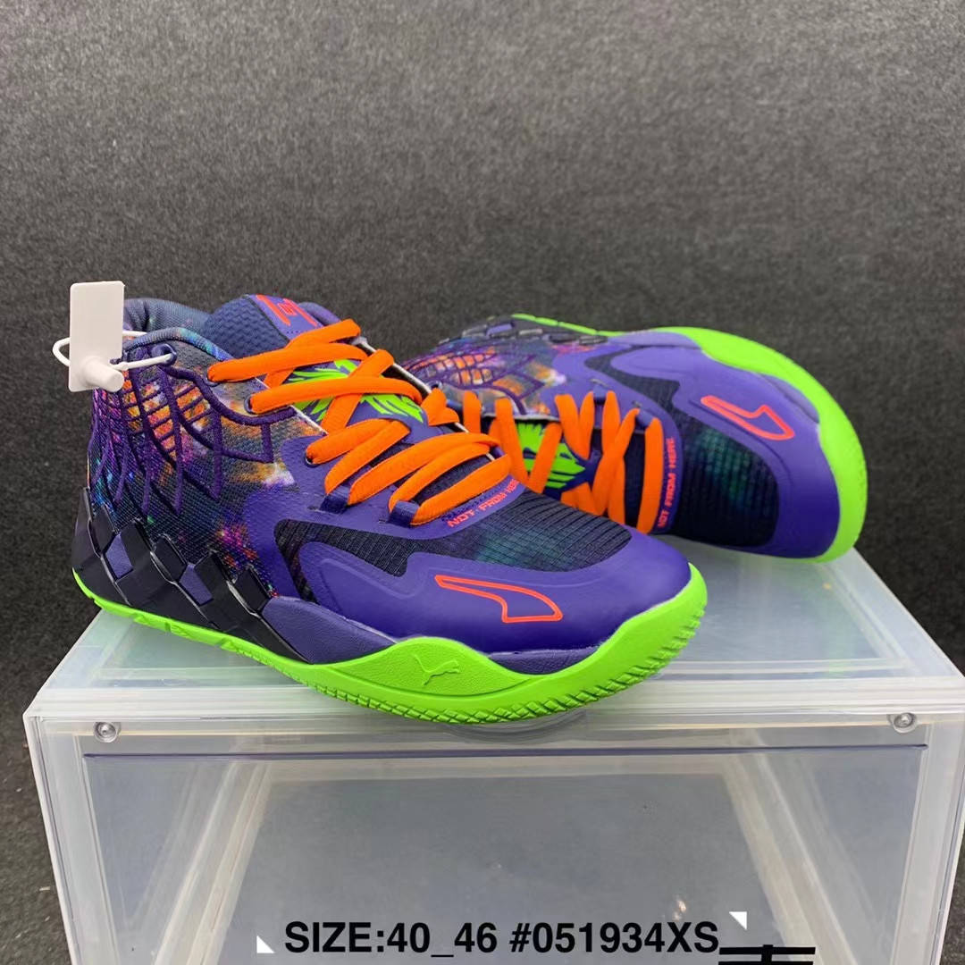 КРОСІВКИ Пума Puma Lamelo Ball MB.01 Queen City баскетбольные волейбольные кроссовки фиолетовые
КРОСІВКИ Пума Puma Lamelo Ball MB.01 Queen City баскетбольные волейбольные кроссовки фиолетовые