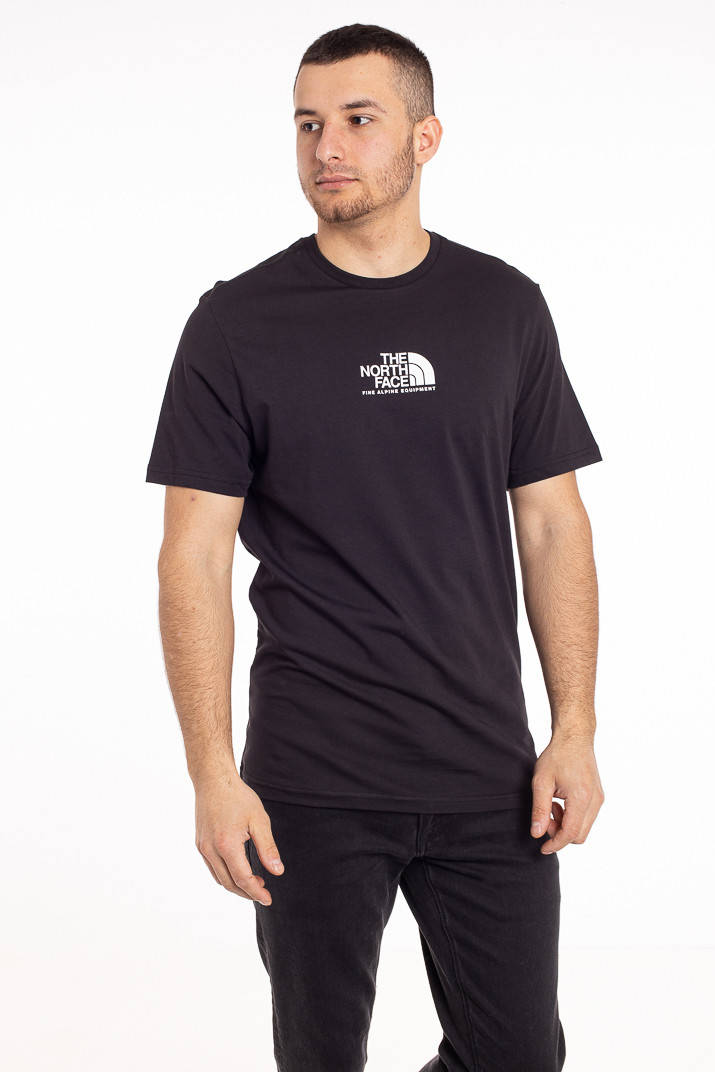 Черная футболка The North Face Fine Alpine Equipment Logo черные футболки Норт Фейс TNF
Черная футболка The North Face Fine Alpine Equipment Logo черные футболки Норт Фейс TNF