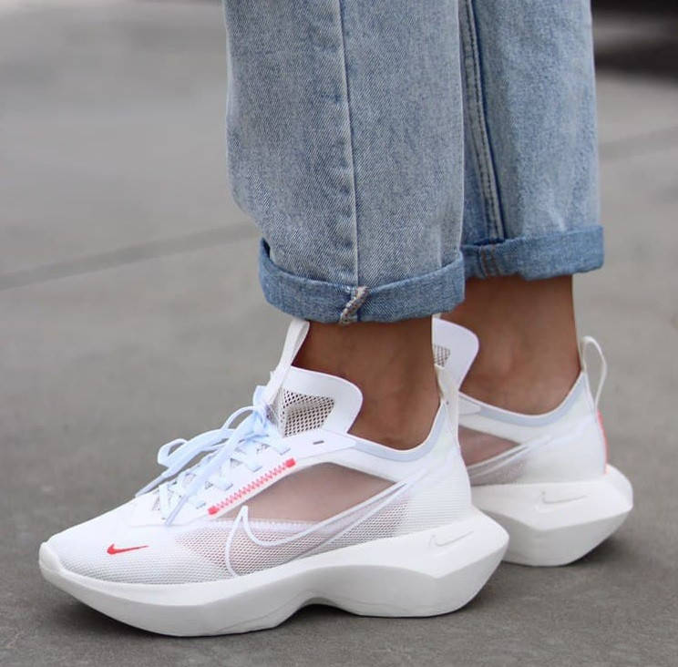 Женские кроссовки Nike Vista Lite летние в сетку весна-лето белые с красным. Живое фото, Белый
Женские кроссовки Nike Vista Lite летние в сетку весна-лето белые с красным. Живое фото, Белый