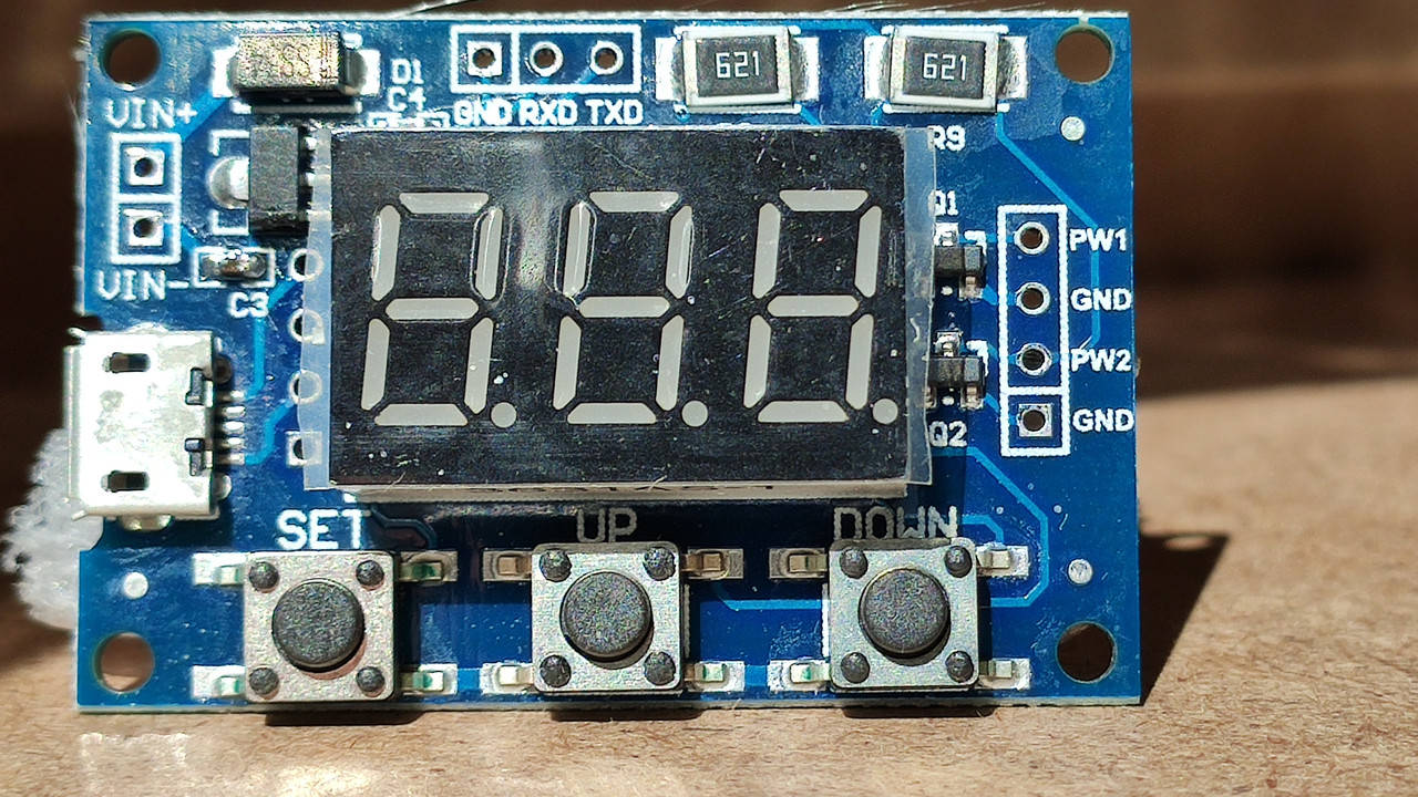 Модуль XY-PWM двухканальный генератор ШИМ прямоугольных импульсов 1Гц-150кГц 5в-30В с дисплеем
Модуль XY-PWM двухканальный генератор ШИМ прямоугольных импульсов 1Гц-150кГц 5в-30В с дисплеем