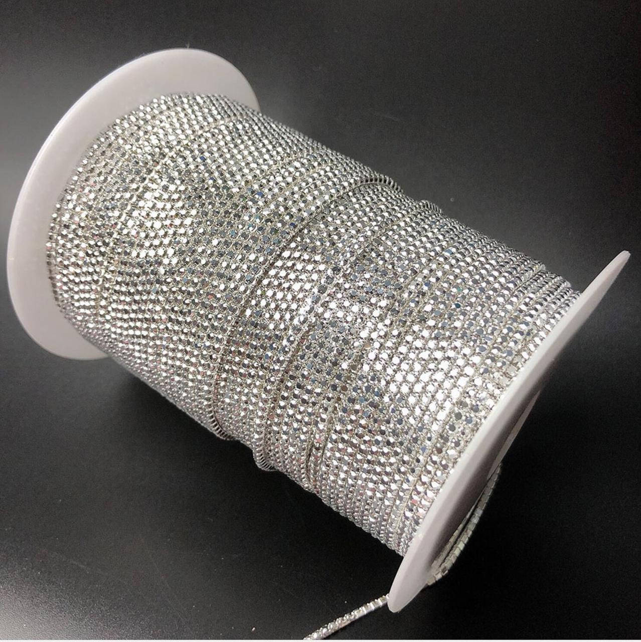Стразовая цепочка, цвет, металік silver ss4 (1,4 mm), в серебряной оправе 1 м., Серебристий
Стразовая цепочка, цвет, металік silver ss4 (1,4 mm), в серебряной оправе 1 м., Серебристий