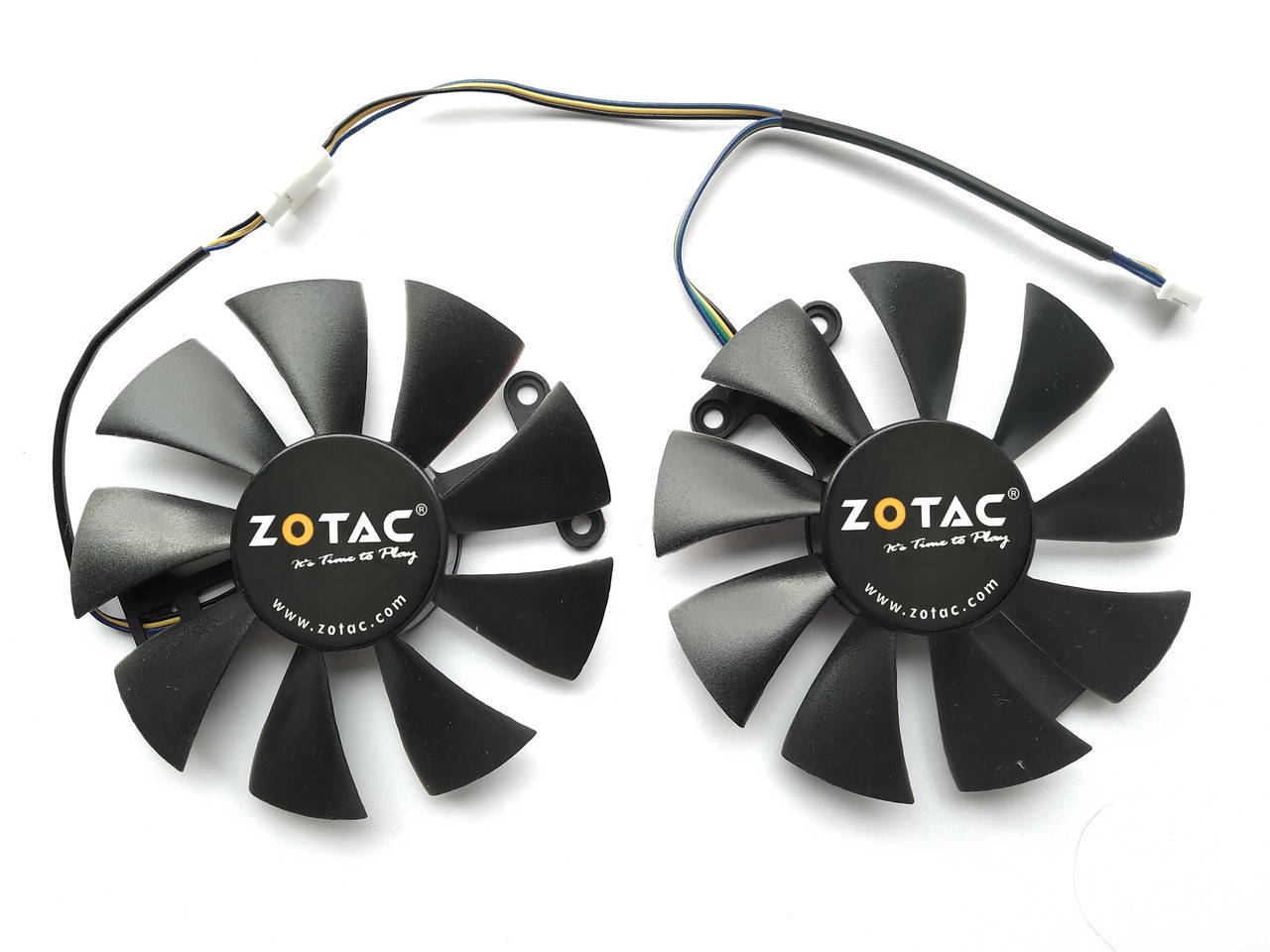 Вентилятор Ecotherm для видеокарты Zotac PowerColor GFY09010E12SPA (GA91S2H GA91S2U) комплект 2 шт (№58.2)
Вентилятор Ecotherm для видеокарты Zotac PowerColor GFY09010E12SPA (GA91S2H GA91S2U) комплект 2 шт (№58.2)