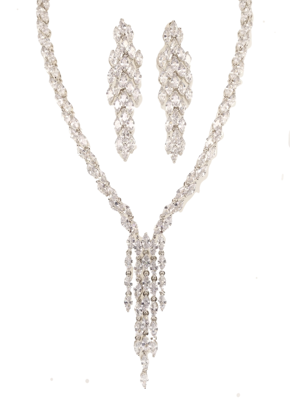 Набор Xuping Родий Серьги Колье "Кристальная композиция" размер 42,5см х 5мм
Набор Xuping Родий Серьги Колье "Кристальная композиция" размер 42,5см х 5мм