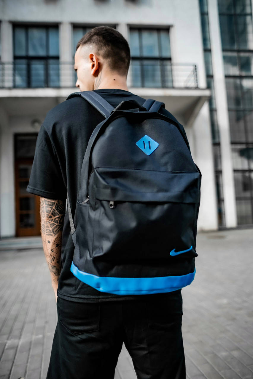 Рюкзак городской мужской, женский, для ноутбука Nike (Найк) черный - голубой спортивный
Рюкзак городской мужской, женский, для ноутбука Nike (Найк) черный - голубой спортивный