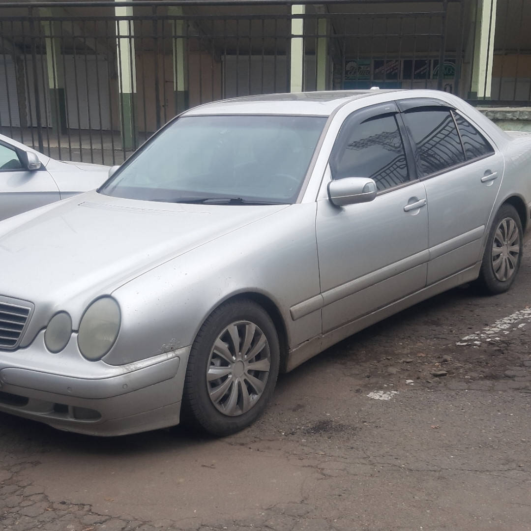 Дефлекторы окон (ветровики) клеющие / накладные Д/о Mercedes E-klasse 210 1995-2002 Sedan 4шт 4шт (ANV-AIR)
Дефлекторы окон (ветровики) клеющие / накладные Д/о Mercedes E-klasse 210 1995-2002 Sedan 4шт 4шт (ANV-AIR)