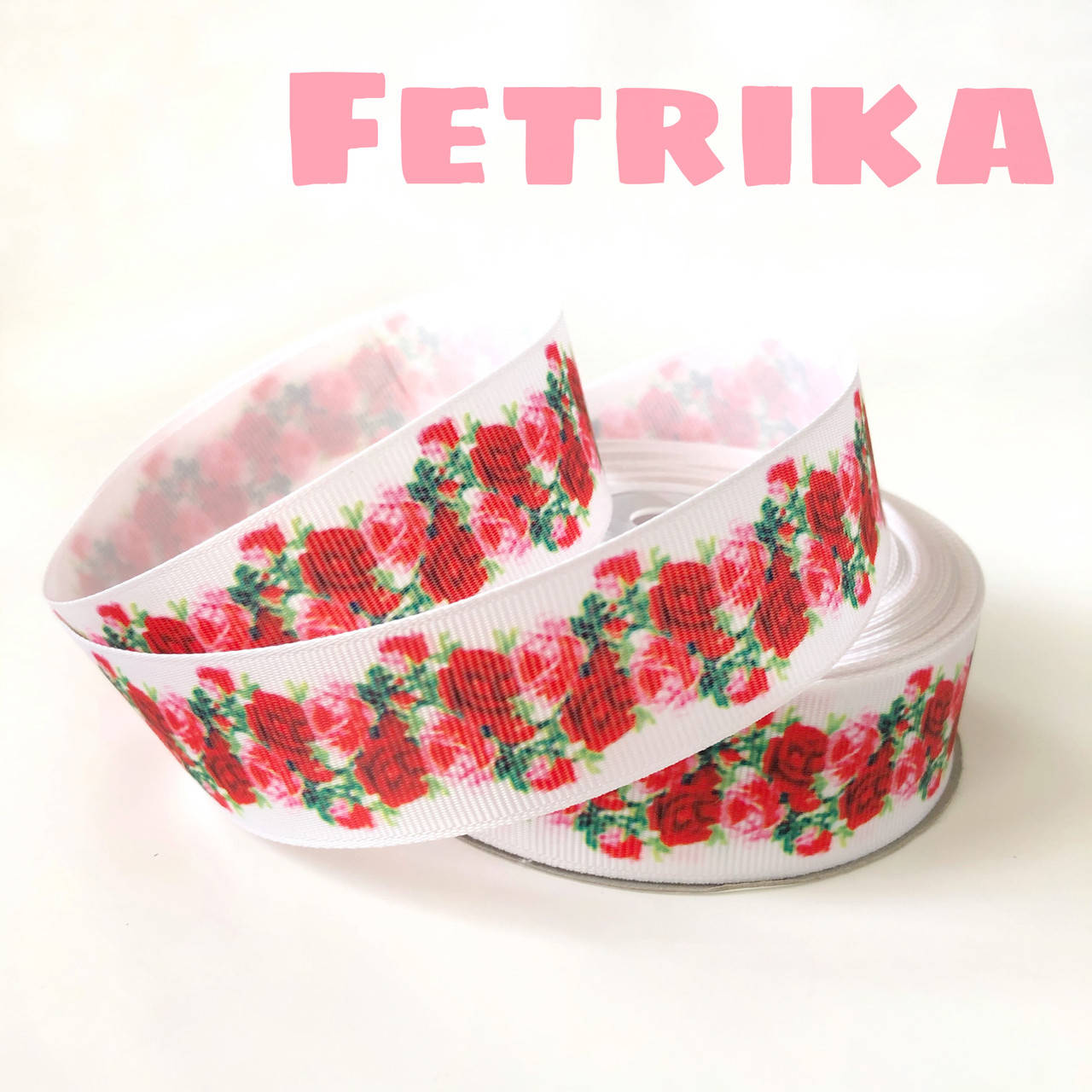 Лента репсовая с рисунком "Розы" 2,5 см, белая, Белый
Лента репсовая с рисунком "Розы" 2,5 см, белая, Белый