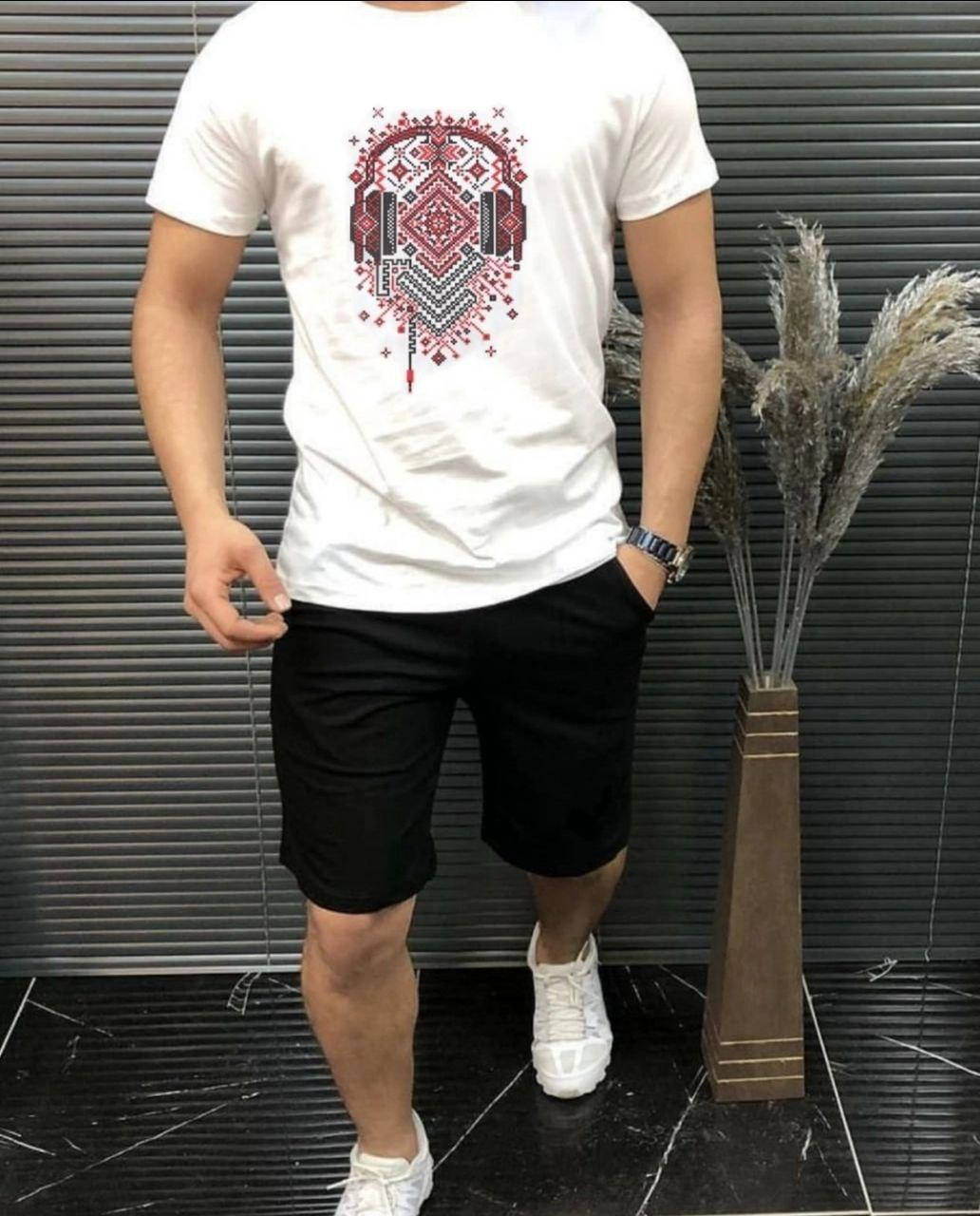 Костюм спортивный мужской летний с шортами и футболкой патриотической, Белый
Костюм спортивный мужской летний с шортами и футболкой патриотической, Белый