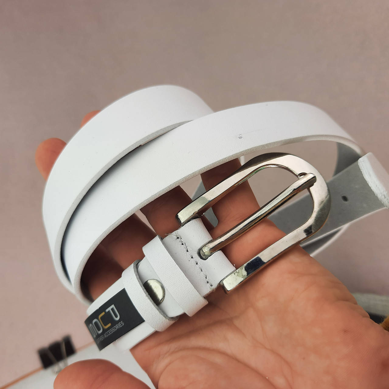 УЦЕНКА! Ремень кожаный женский белый PS-2565 (120 см)
УЦЕНКА! Ремень кожаный женский белый PS-2565 (120 см)