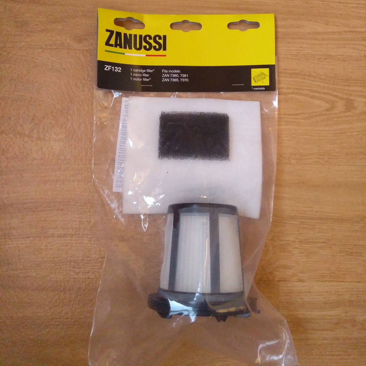 Фильтр набор фильтров ZF132 (9002565555) для пылесоса Zanussi ZAN 7360, ZAN 7361,ZAN 7365, ZAN 7370
Фильтр набор фильтров ZF132 (9002565555) для пылесоса Zanussi ZAN 7360, ZAN 7361,ZAN 7365, ZAN 7370