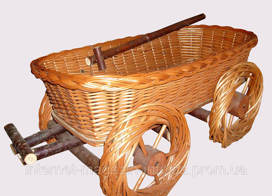 Цветник плетенный "тележка. без горщиков" 
Цветник плетенный "тележка. без горщиков"