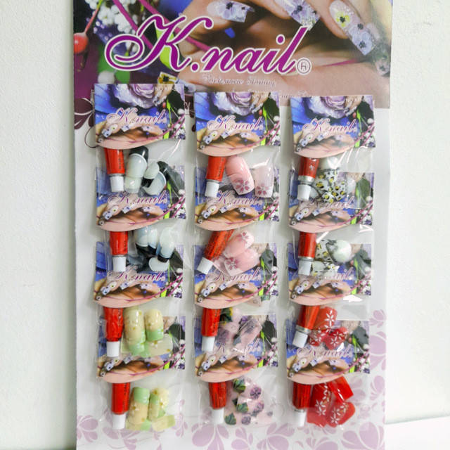 Ногти накладные K·Nail цветные с рисунком упаковка 12 штук KP-811 № 8
Ногти накладные K·Nail цветные с рисунком упаковка 12 штук KP-811 № 8