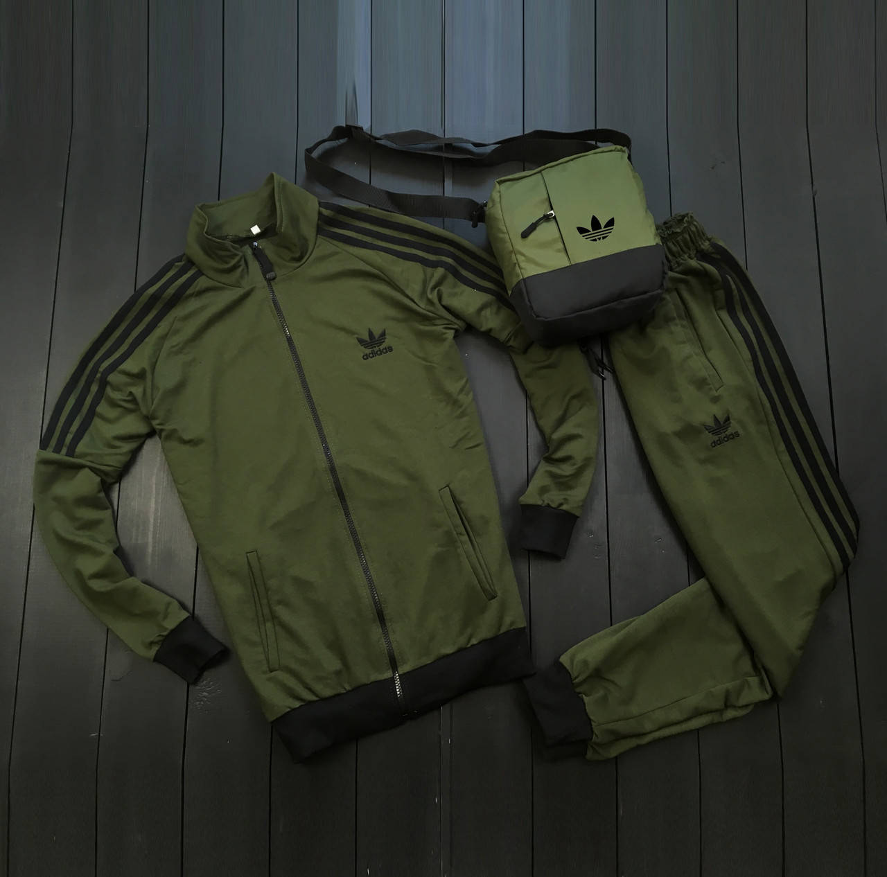 Мужской спортивный костюм Adidas zeo хаки осенний весенний демисезонный Адидас | Высокого качества
Мужской спортивный костюм Adidas zeo хаки осенний весенний демисезонный Адидас | Высокого качества