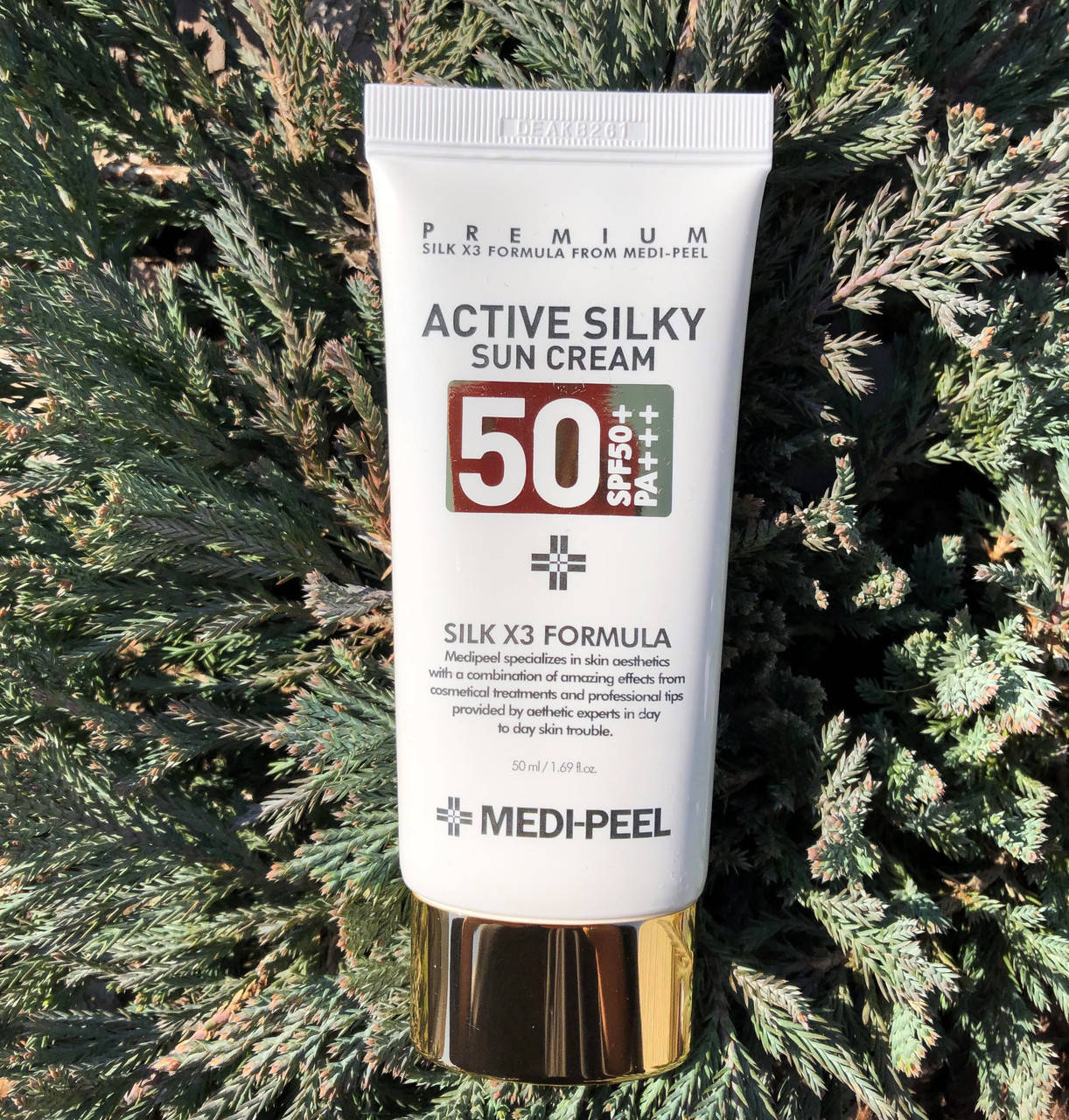Солнцезащитный крем с комплексом пептидов и шёлка MEDI-PEEL Active Silky Sun Cream SPF50+PA+++
Солнцезащитный крем с комплексом пептидов и шёлка MEDI-PEEL Active Silky Sun Cream SPF50+PA+++