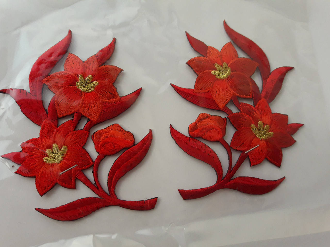 Аплікація вишивка клейова парна "Квіти" червоні, 10 см 1пара. Аппликация клеевая, термоаппликации, Красный
Аплікація вишивка клейова парна "Квіти" червоні, 10 см 1пара. Аппликация клеевая, термоаппликации, Красный