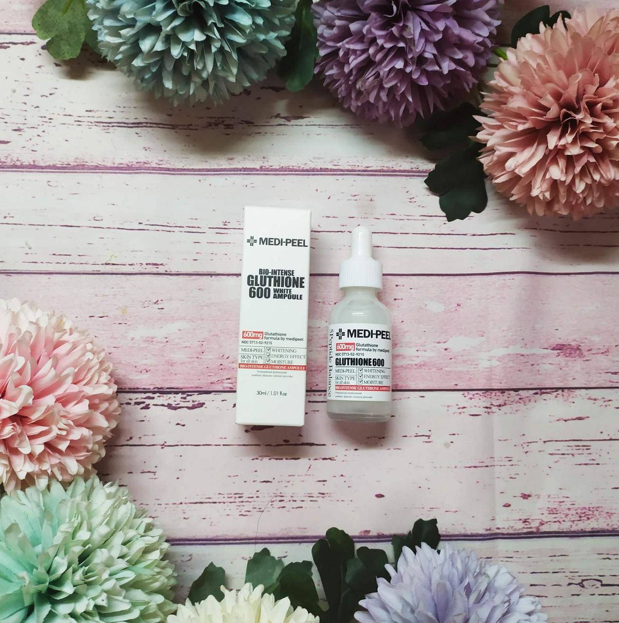 Осветляющая антиоксидантная сыворотка с глутатионом MEDI-PEEL Bio-Intense Gluthione 600 White Ampoule
Осветляющая антиоксидантная сыворотка с глутатионом MEDI-PEEL Bio-Intense Gluthione 600 White Ampoule