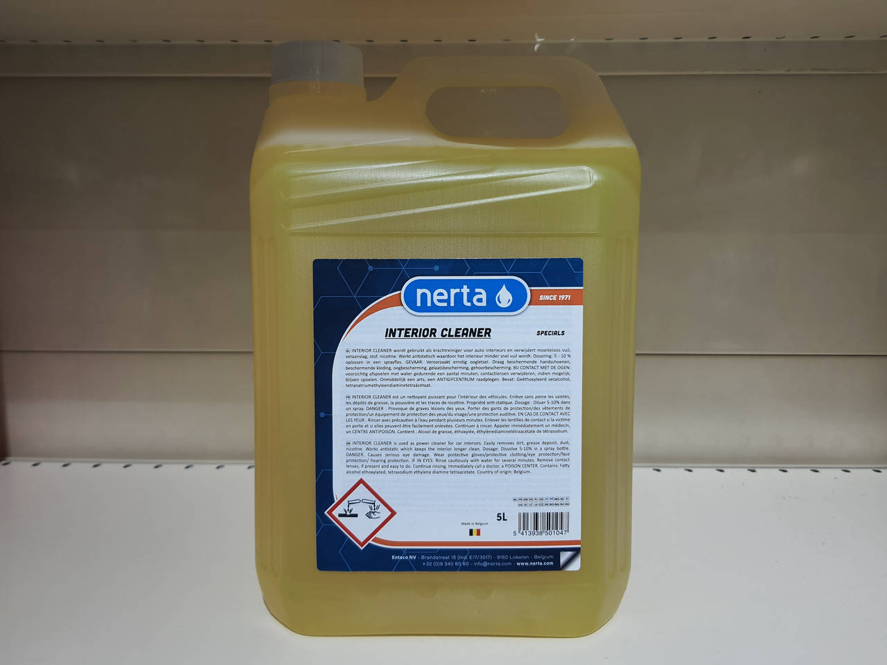 Средство для химчистки Nerta Interior Cleaner 5 л.
Средство для химчистки Nerta Interior Cleaner 5 л.