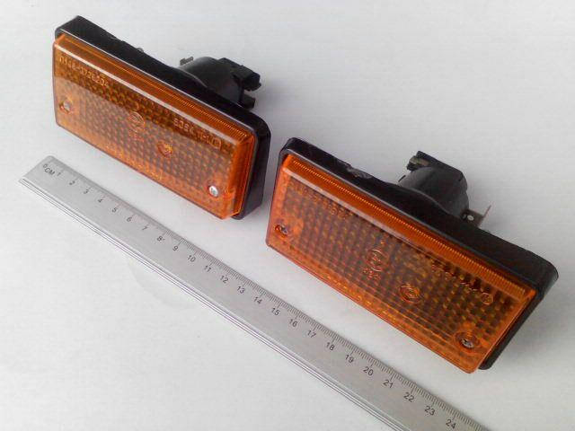 Подфарники ВАЗ 21011 желтые Формула света, черный корпус
Подфарники ВАЗ 21011 желтые Формула света, черный корпус