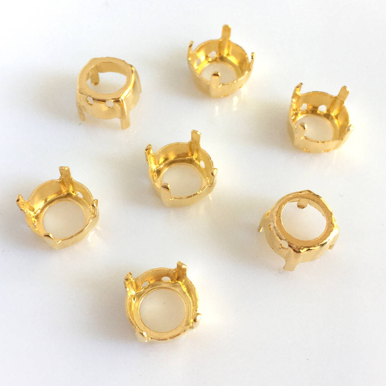 Цапы (оправа) Круглые 10 мм. Золото
Цапы (оправа) Круглые 10 мм. Золото