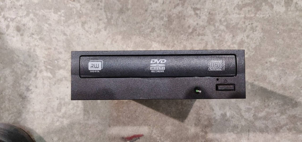 Оптический привод DVD-RW Lite-on HAS124 SATA № 20231001
Оптический привод DVD-RW Lite-on HAS124 SATA № 20231001