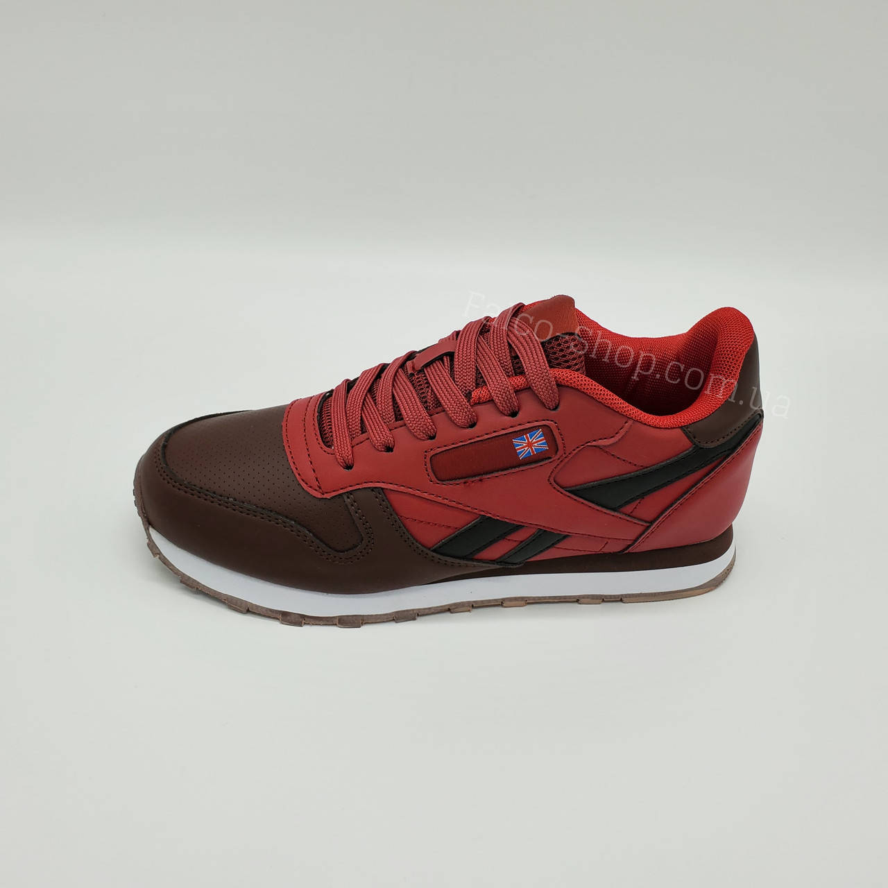 Кроссовки женские, подростковые бордово-коричневые в стиле Reebok . 37(24см), Разные цвета
Кроссовки женские, подростковые бордово-коричневые в стиле Reebok . 37(24см), Разные цвета