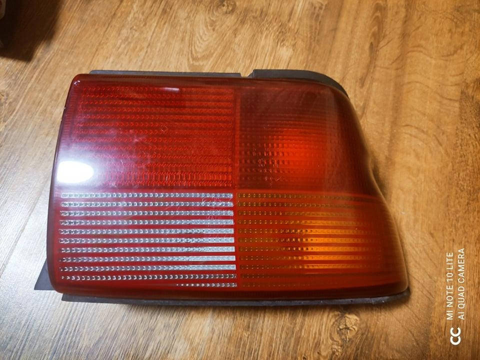 Б/у фонарь задний правый Ford Escort VI/VII/ Форд Ескорт 1992-2000, 93AG13A602, 93AG13A602AA, 93AG13N004AA
Б/у фонарь задний правый Ford Escort VI/VII/ Форд Ескорт 1992-2000, 93AG13A602, 93AG13A602AA, 93AG13N004AA