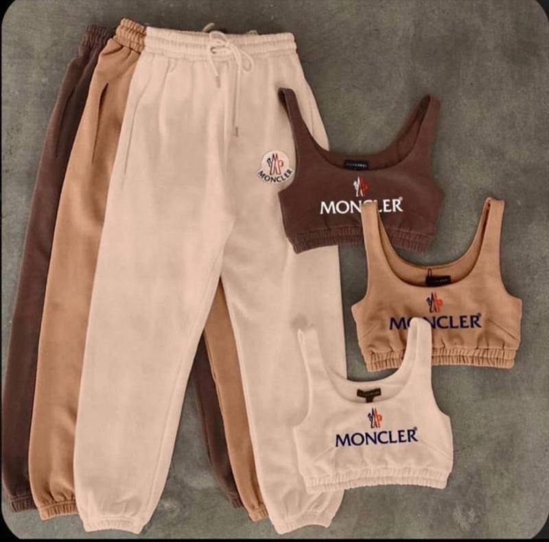 Женский костюм двойка топ и джоггеры! Есть цвета. Размеры С-М,М-Л., Бежевый
Женский костюм двойка топ и джоггеры! Есть цвета. Размеры С-М,М-Л., Бежевый