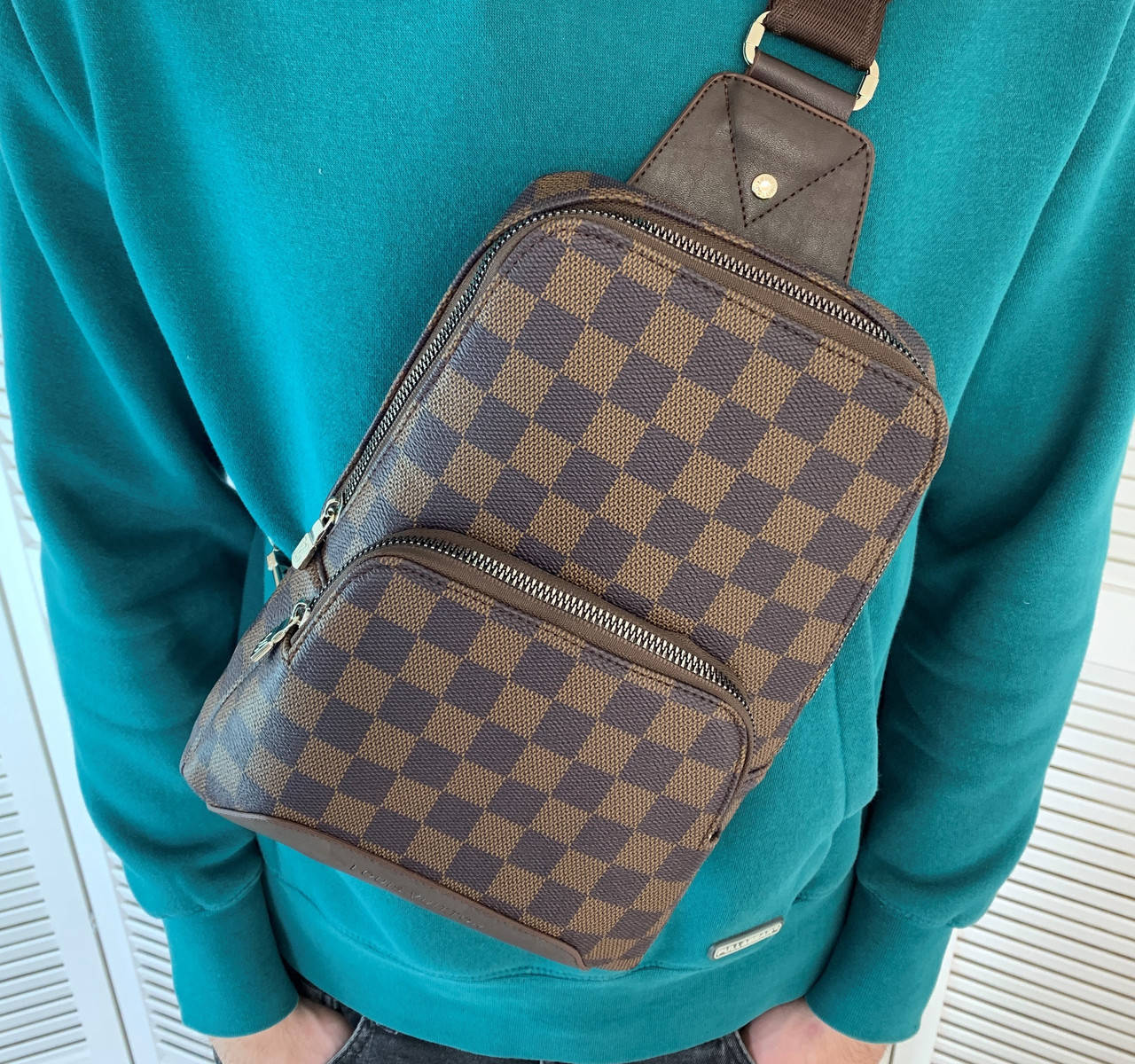 Мужская сумка слинг Louis Vuitton из кожзама через плечо сумка барсетка для мужчин коричневая Бегс, Коричневый
Мужская сумка слинг Louis Vuitton из кожзама через плечо сумка барсетка для мужчин коричневая Бегс, Коричневый