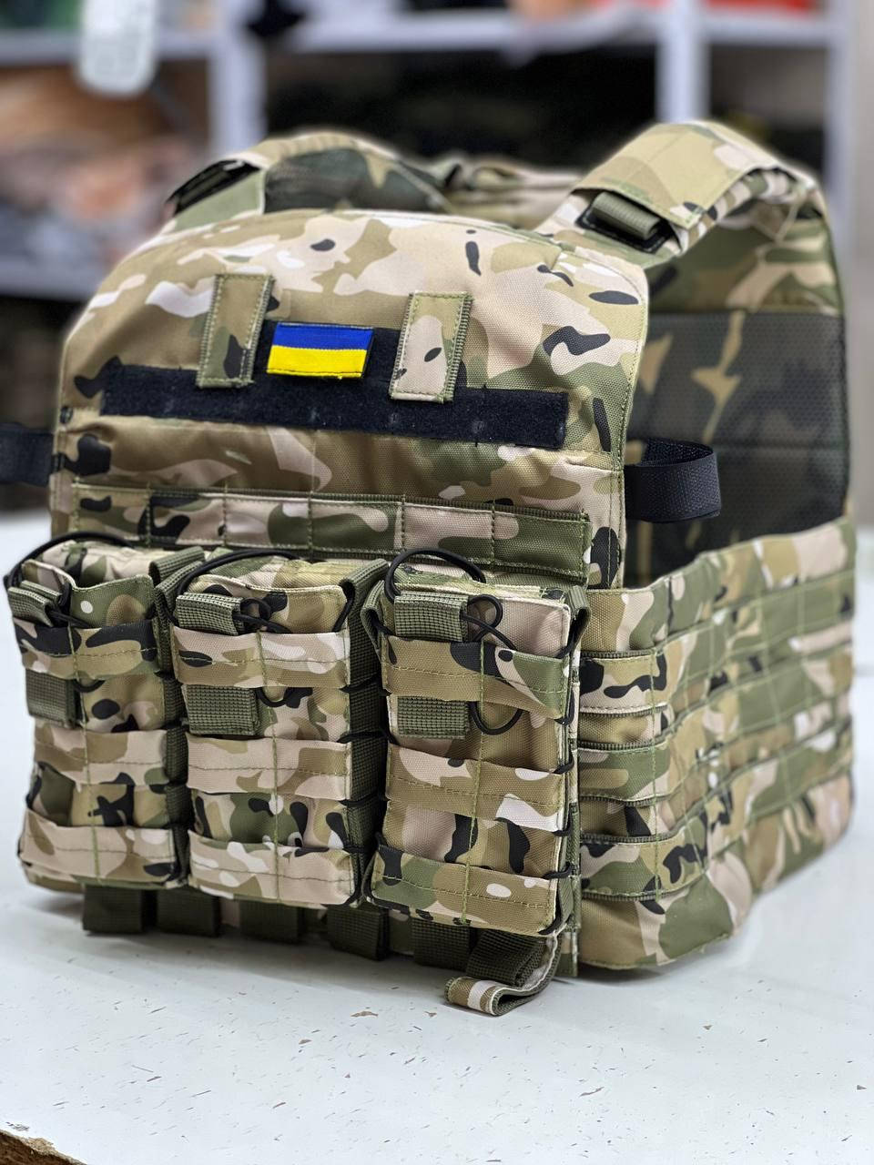 Плитоноска бронежелет тактичний жилет Без плит Жилет армейский под плиты Плитоноска с карманами для АК
Плитоноска бронежелет тактичний жилет Без плит Жилет армейский под плиты Плитоноска с карманами для АК
