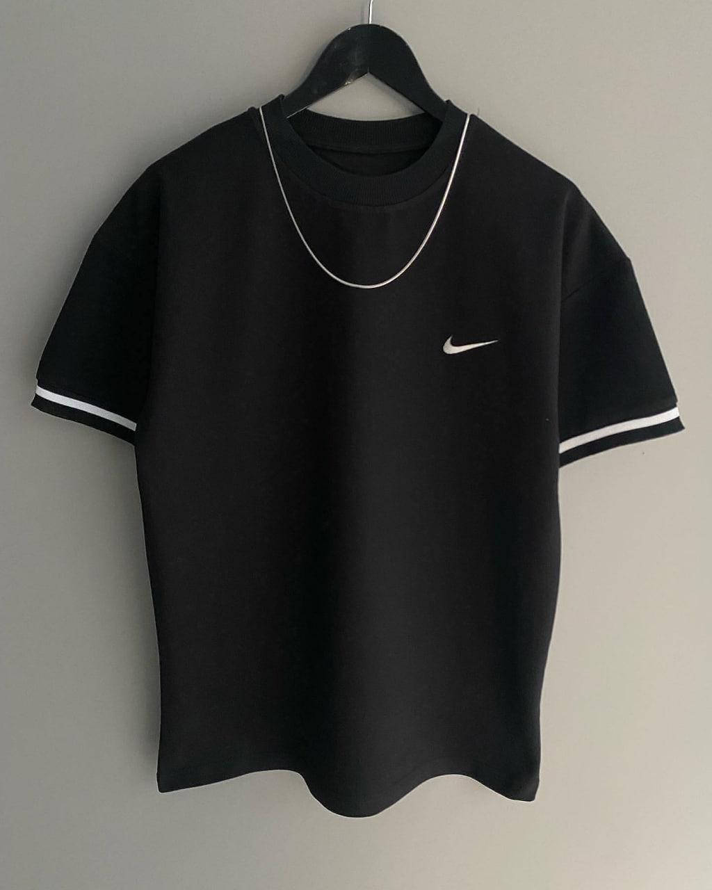 Унисекс Оверсайз Винтажная Футболка Nike Vintage (Retro) в Черном Цвете | Черная Футболка Найк Ретро Винтаж L
Унисекс Оверсайз Винтажная Футболка Nike Vintage (Retro) в Черном Цвете | Черная Футболка Найк Ретро Винтаж L
