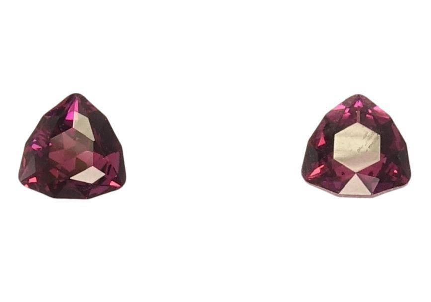 Серьги Xuping Родий с кристаллами Swarovski гвоздики "Треугольный кристалл Burgundy" 7 мм
Серьги Xuping Родий с кристаллами Swarovski гвоздики "Треугольный кристалл Burgundy" 7 мм