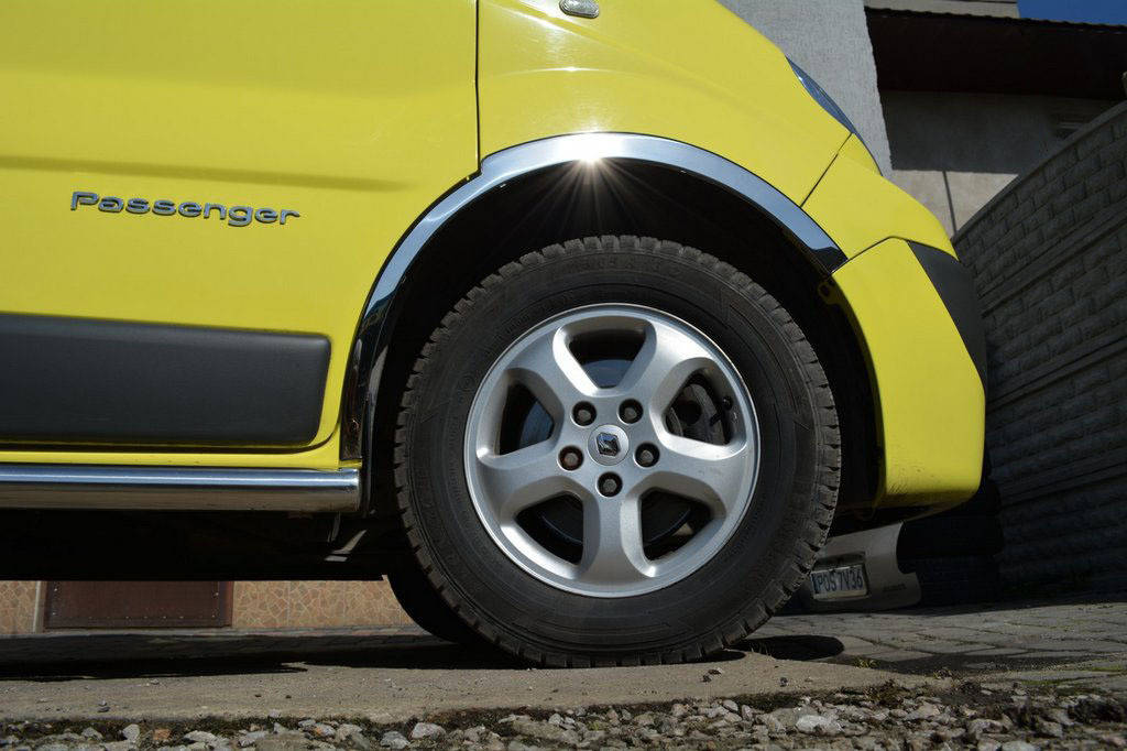 Накладки на колесные арки (4 шт, нержавейка) 2001-2007, передние для Renault Trafic 2001-2015 гг.
Накладки на колесные арки (4 шт, нержавейка) 2001-2007, передние для Renault Trafic 2001-2015 гг.