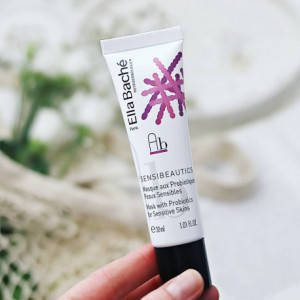 Успокаивающая крем-маска Ella Bache Sensibeautics Mask With Probiotics For Sensitive Skins
Успокаивающая крем-маска Ella Bache Sensibeautics Mask With Probiotics For Sensitive Skins
