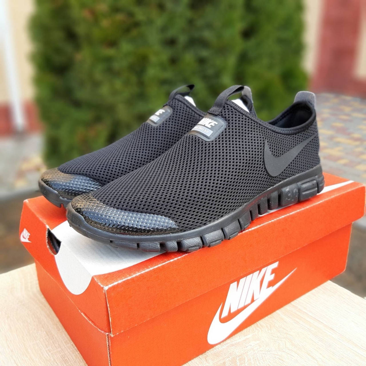 Nike Free Run 3.0 мужские летние черные кроссовки без шнурков. Весенние мужские на сетке кроссы 42, Черный
Nike Free Run 3.0 мужские летние черные кроссовки без шнурков. Весенние мужские на сетке кроссы 42, Черный