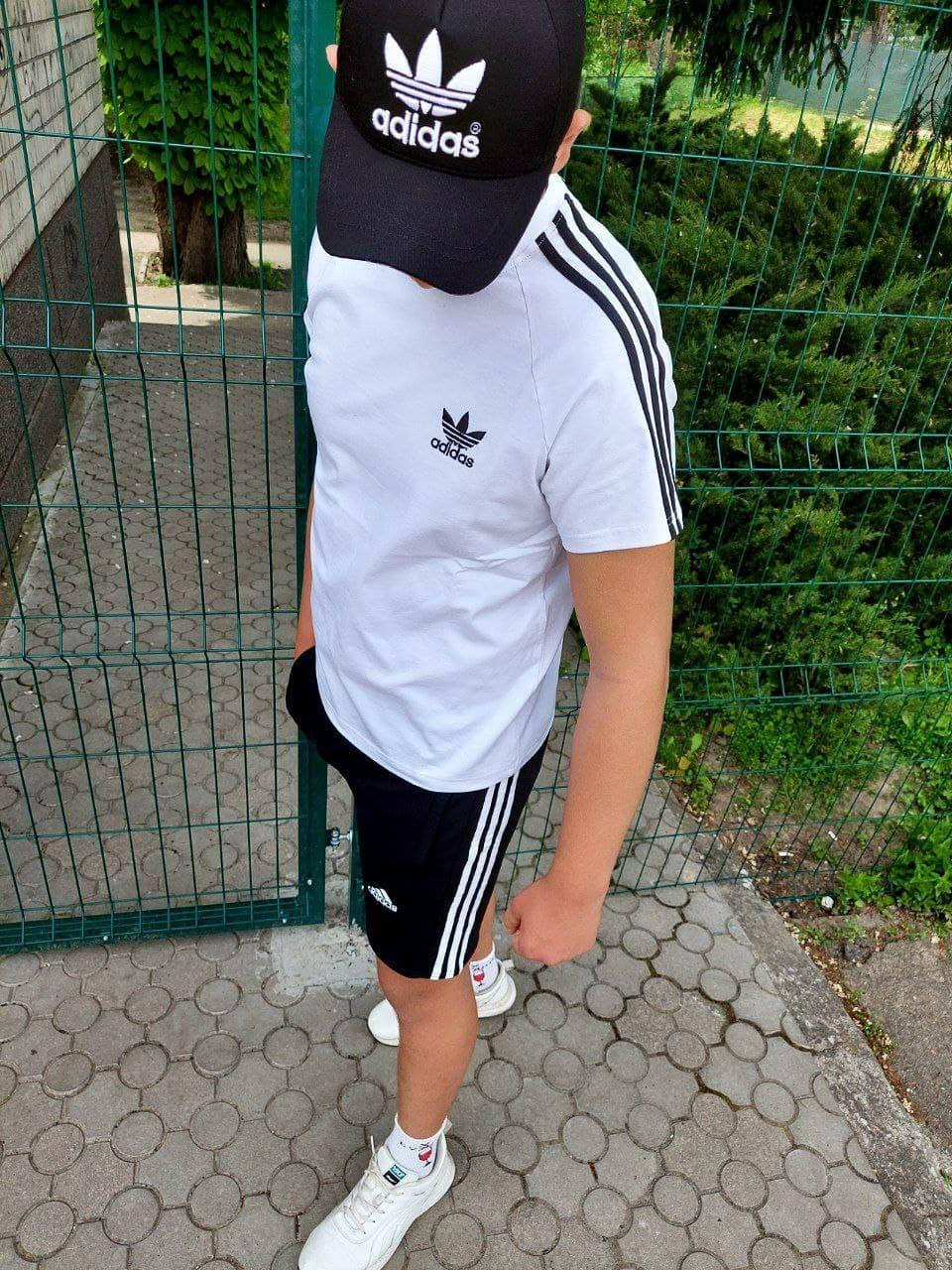 Летний костюм шорты и футболка Adidas Адидас. Летний спортивный костюм шорты и футболка Adidas Адидас L, Черный
Летний костюм шорты и футболка Adidas Адидас. Летний спортивный костюм шорты и футболка Adidas Адидас L, Черный