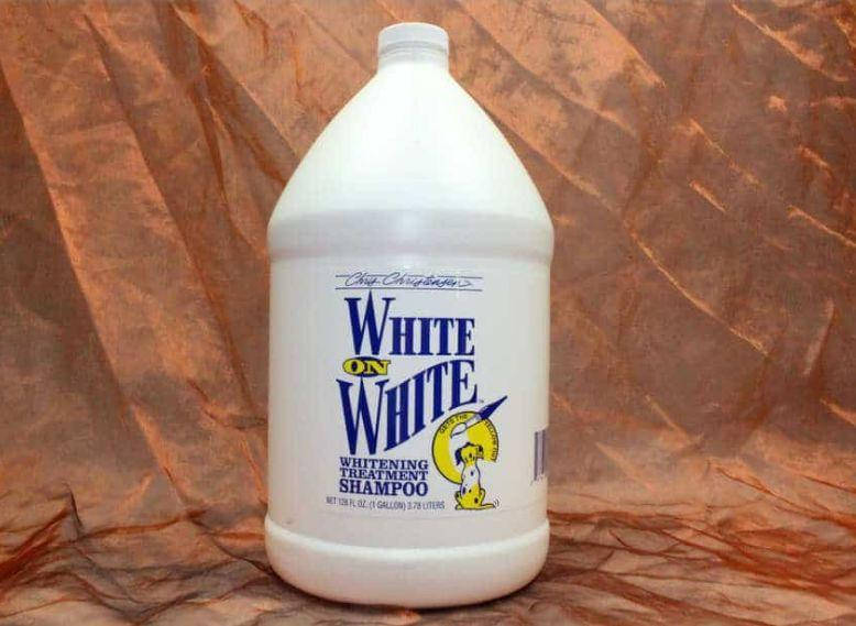 Косметика для собак Chris Christensen (Крис Кристенсен) WHITE on WHITE - шампунь для белой шерсти
Косметика для собак Chris Christensen (Крис Кристенсен) WHITE on WHITE - шампунь для белой шерсти