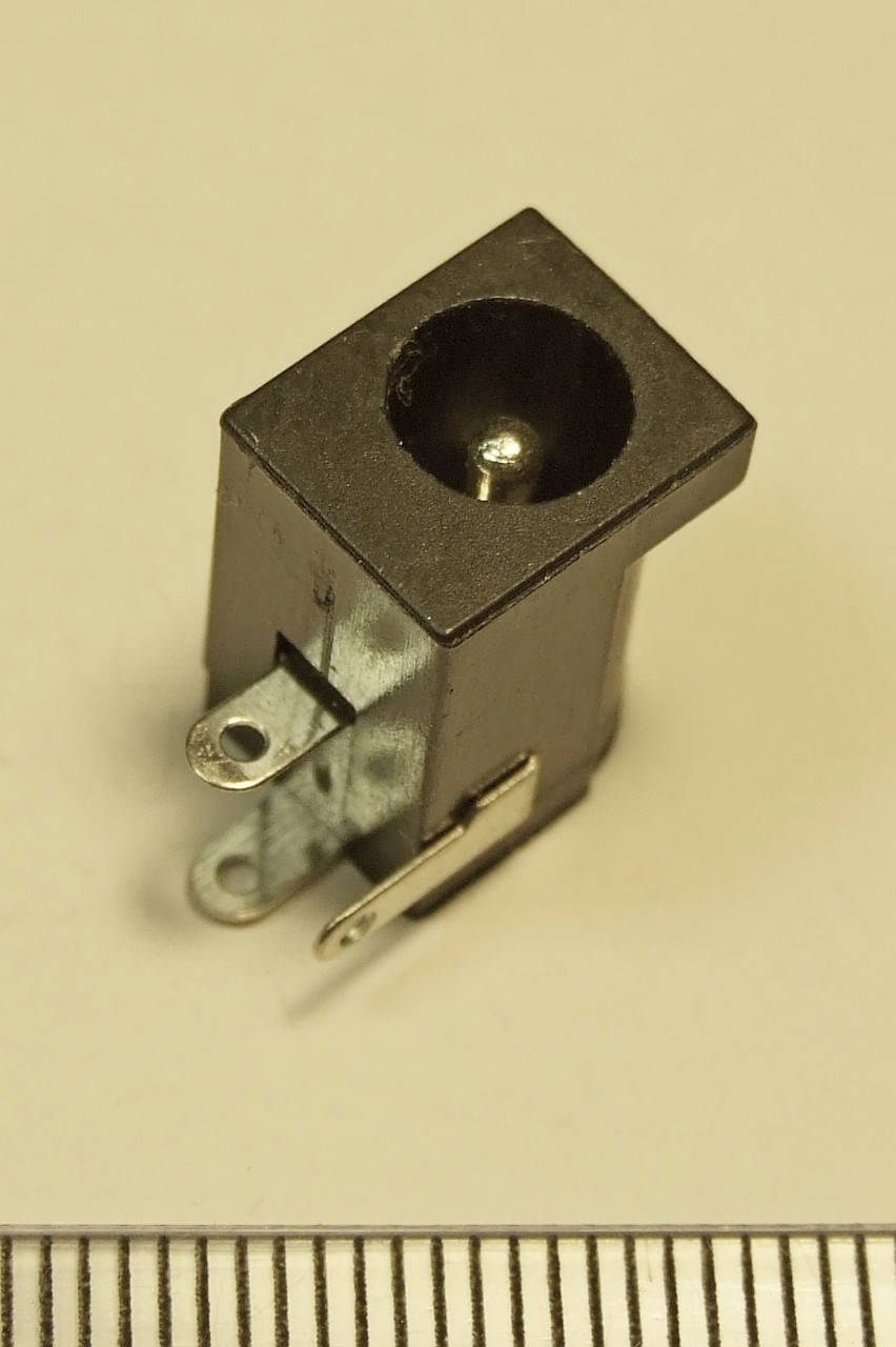 N024 Разъем, гнездо питания 5.5 x 2.0 mm для внешних HDD, MP3, GPS, Марштутизаторов, модемов, Wi-fi роутеров
N024 Разъем, гнездо питания 5.5 x 2.0 mm для внешних HDD, MP3, GPS, Марштутизаторов, модемов, Wi-fi роутеров