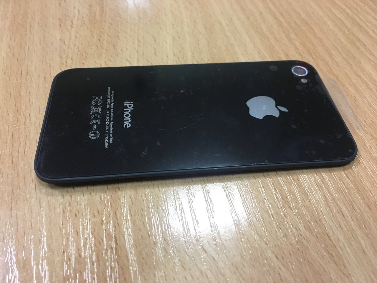 Крышка Акб(задняя часть корпуса) iPhone 4s черная с рамкой/без рамки, Черный
Крышка Акб(задняя часть корпуса) iPhone 4s черная с рамкой/без рамки, Черный