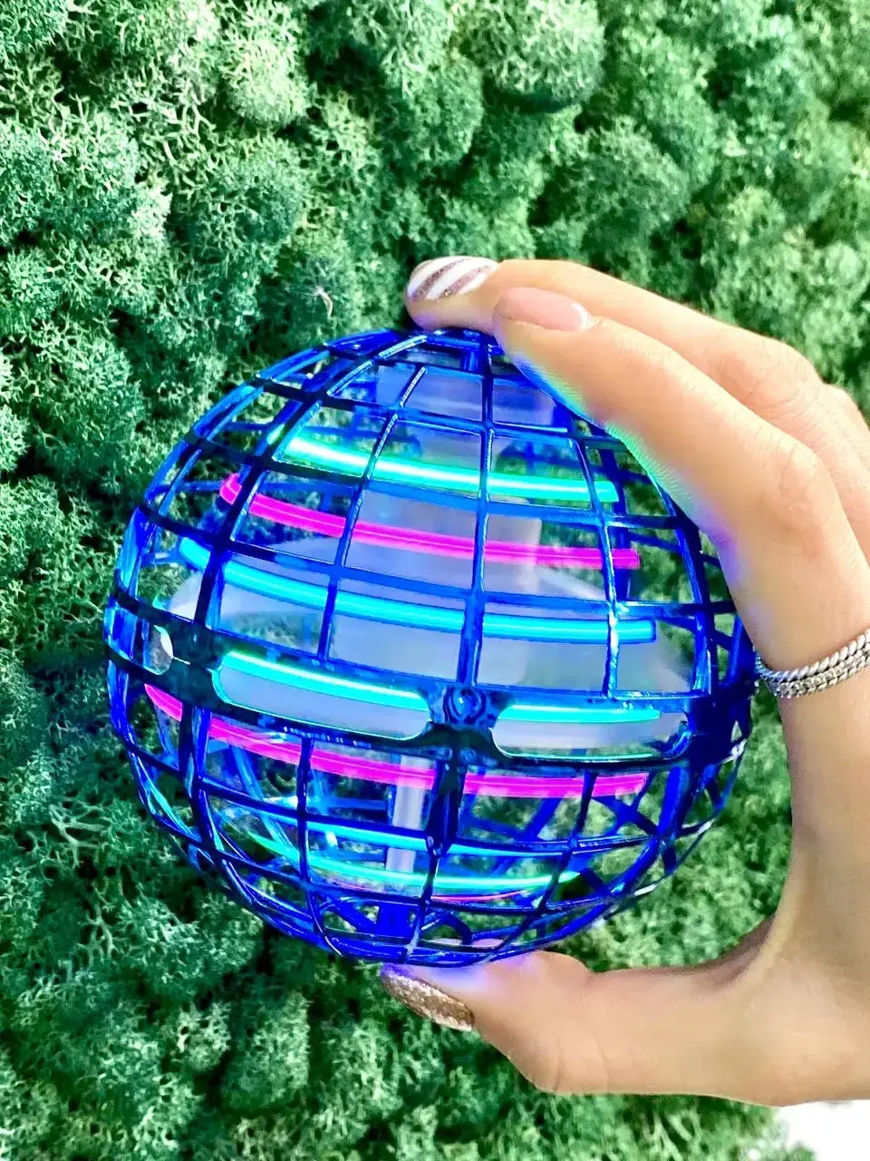 Летающий шар спиннер светящийся FlyNova pro Gyrosphere Игрушка мяч бумеранг для ребёнка
Летающий шар спиннер светящийся FlyNova pro Gyrosphere Игрушка мяч бумеранг для ребёнка