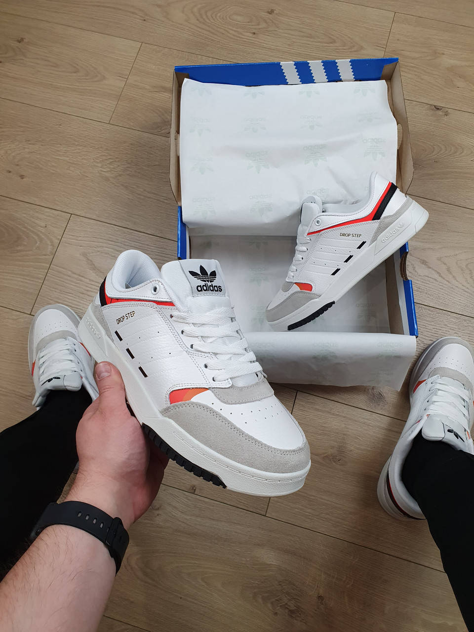 Кроссовки мужские весна белые с бежевым Adidas Drop Step Low White Beige. Обувь белая мужская Адидас Дроп Степ
Кроссовки мужские весна белые с бежевым Adidas Drop Step Low White Beige. Обувь белая мужская Адидас Дроп Степ