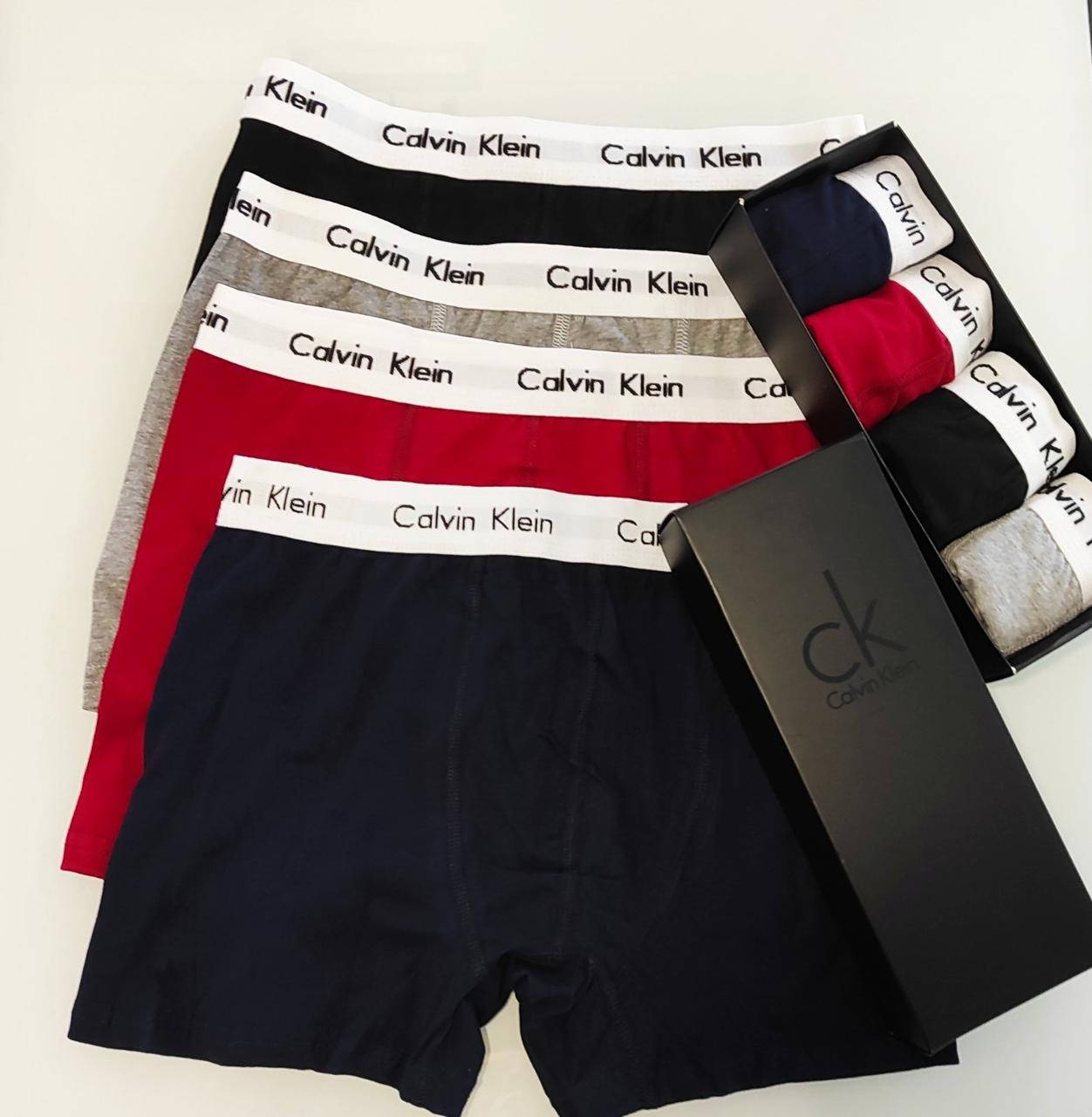 Трусы боксеры мужские 4 шт кельвин кляйн Calvin Klein в фирменной коробке трусы транки кельвин кляйн
Трусы боксеры мужские 4 шт кельвин кляйн Calvin Klein в фирменной коробке трусы транки кельвин кляйн