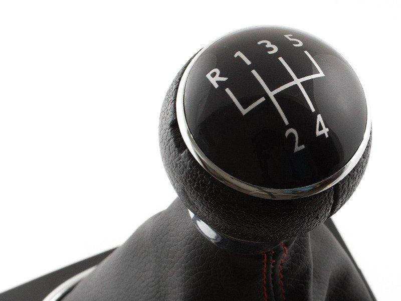 VW Golf V Plus 05-08 ручка переключения передач + черный чехол с красной нитью и хромированной рамкой 5
VW Golf V Plus 05-08 ручка переключения передач + черный чехол с красной нитью и хромированной рамкой 5