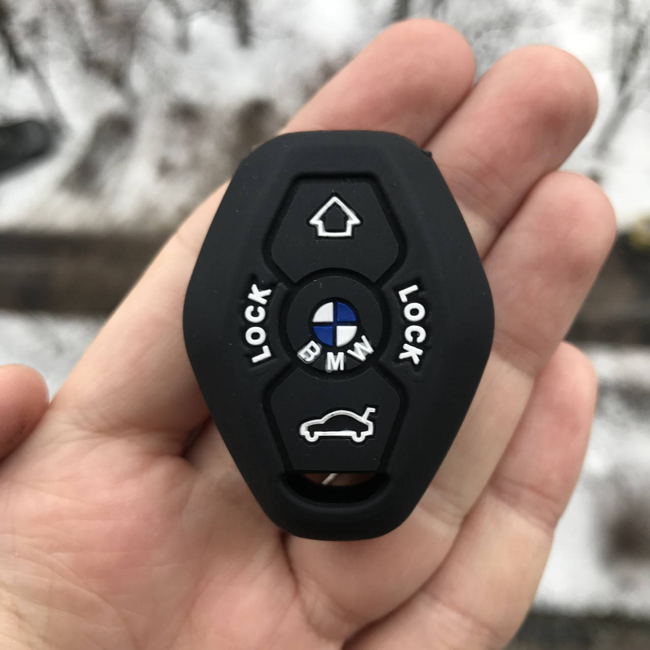 Силиконовый чехол для ключа BMW 1,2,3,4,5,6,7,8,I3,I8,m1,m2,m3,m4,m5, m6,x1,x2,x3,x4,x5,x6,Z4,F10,15,20,30,48, Черный
Силиконовый чехол для ключа BMW 1,2,3,4,5,6,7,8,I3,I8,m1,m2,m3,m4,m5, m6,x1,x2,x3,x4,x5,x6,Z4,F10,15,20,30,48, Черный